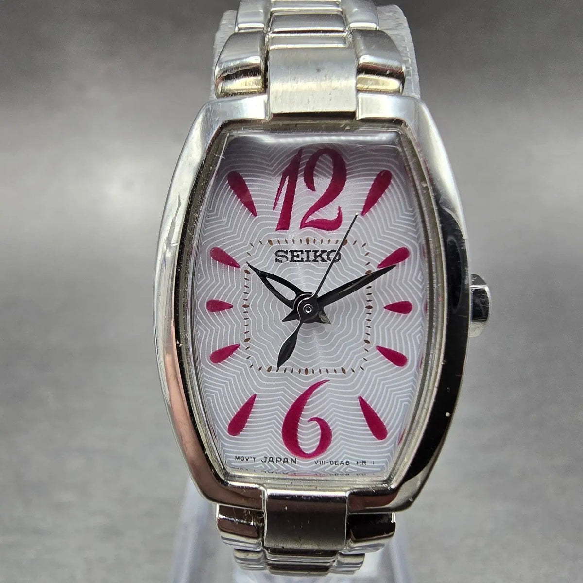 Seiko Solar Tank Watch Women 18mm White Dial Silver Rectangle Lukia Runs V1110