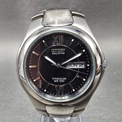 Citizen Eco-Drive Watch Men 37mm Black Dial Titanium Daydate E101-K18434 Runs0