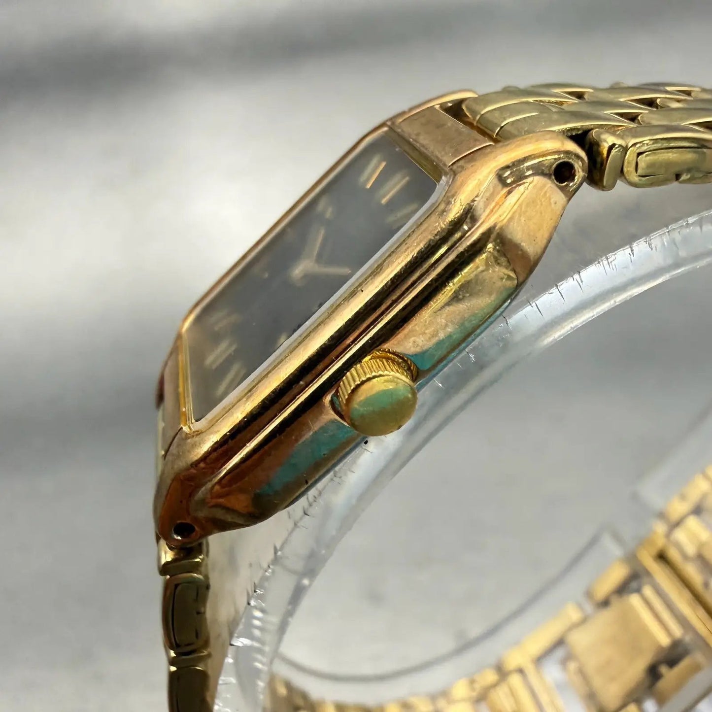 Seiko Watch Women 17mm Black Dial Gold Tone Rectangle V400-5498 New Battery VTG2