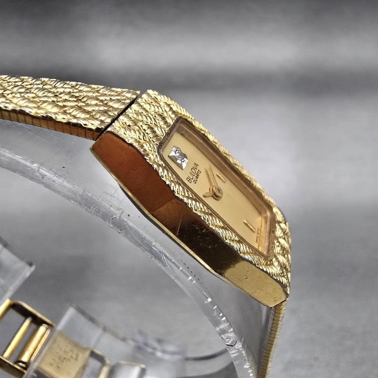 Bulova Watch Women 13mm Gold Dial Gold Tone Rectangle New Battery Vintage 92T513