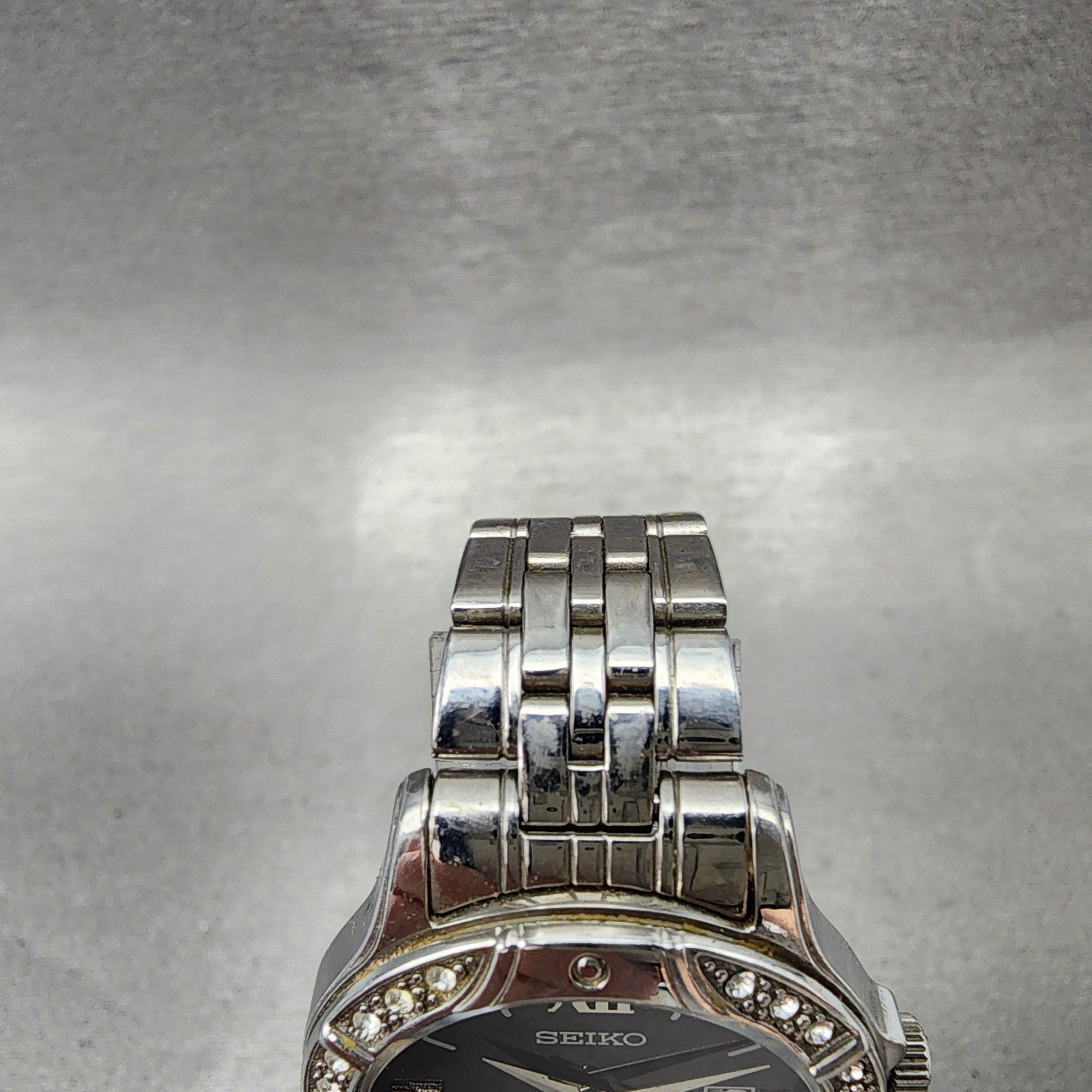 Seiko Watch Women 30mm Black Dial Silver Tone Date Round 6N2200B0 New Battery4
