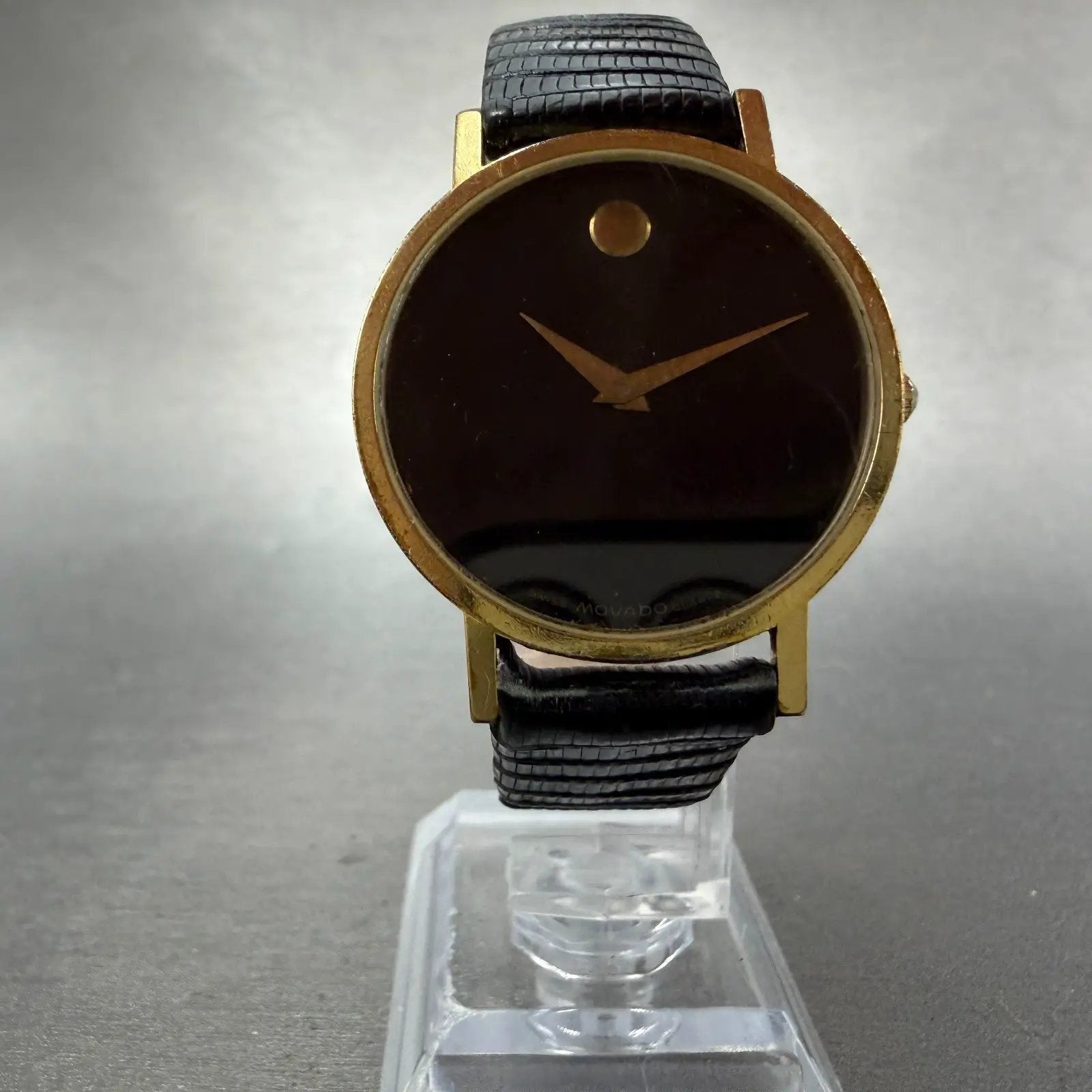 Movado Museum Watch Men 31mm Black Dial Gold Tone Round 87-45-882 New Battery N66