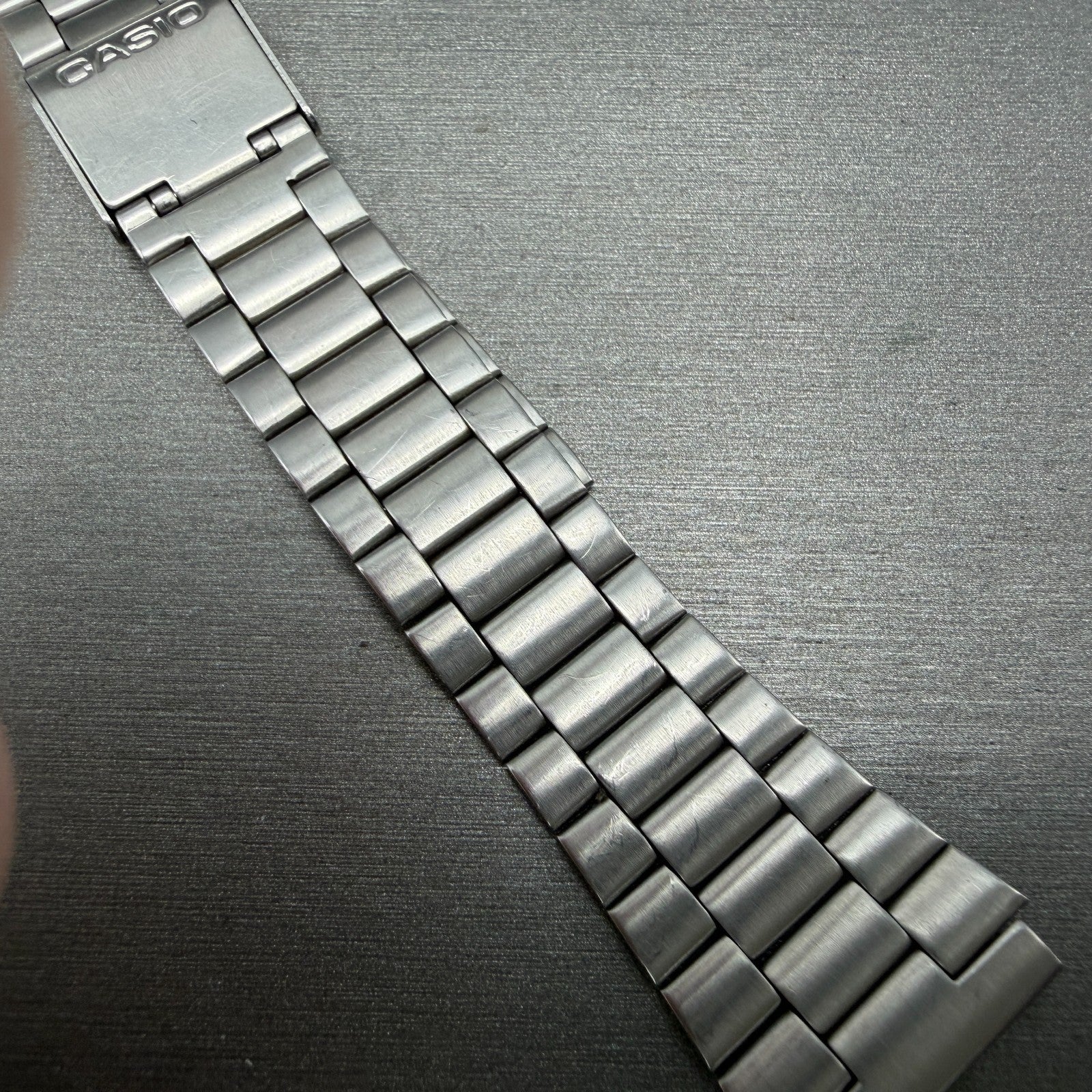 Casio AQ-230 Watch Men 30mm White Dial Silver Tone Alarm Chrono READ!!!!!!!!!!!!10