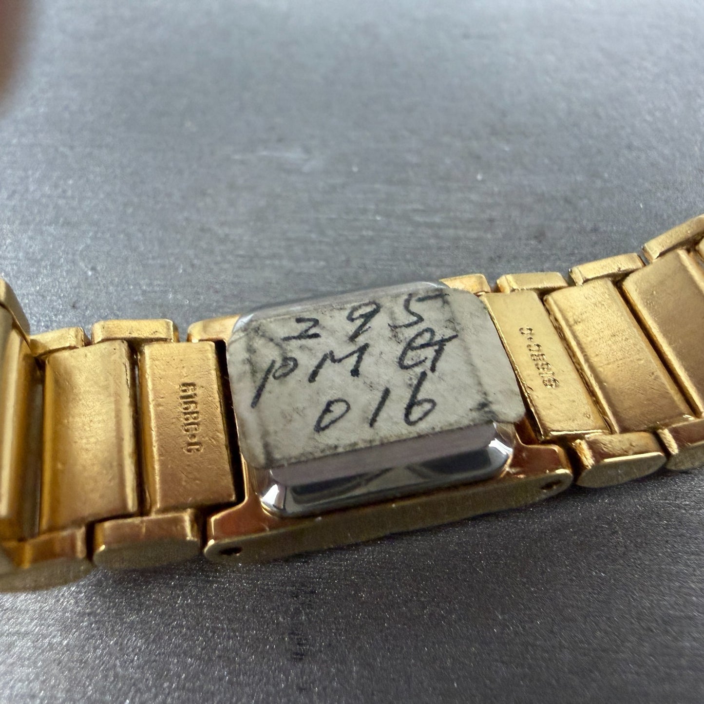 Pulsar Watch Women 15mm Gold Dial Gold Nugget Rectangle Y520-5010 New Batt NOS9