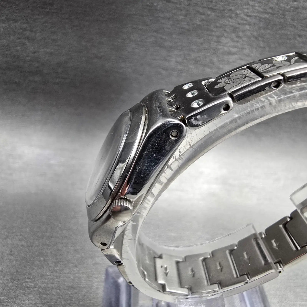 Swatch Flower Box Watch Women 25mm Blue Dial Silver Tone YSS222G New Battery2