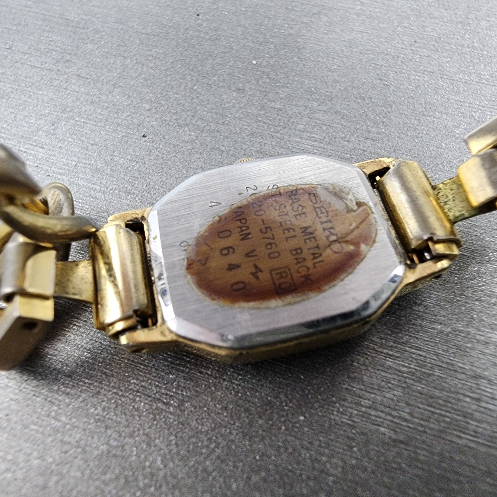 Seiko Watch Women 16mm Champagne Dial Gold Tone Octagon 2C205760 New Battery AB9