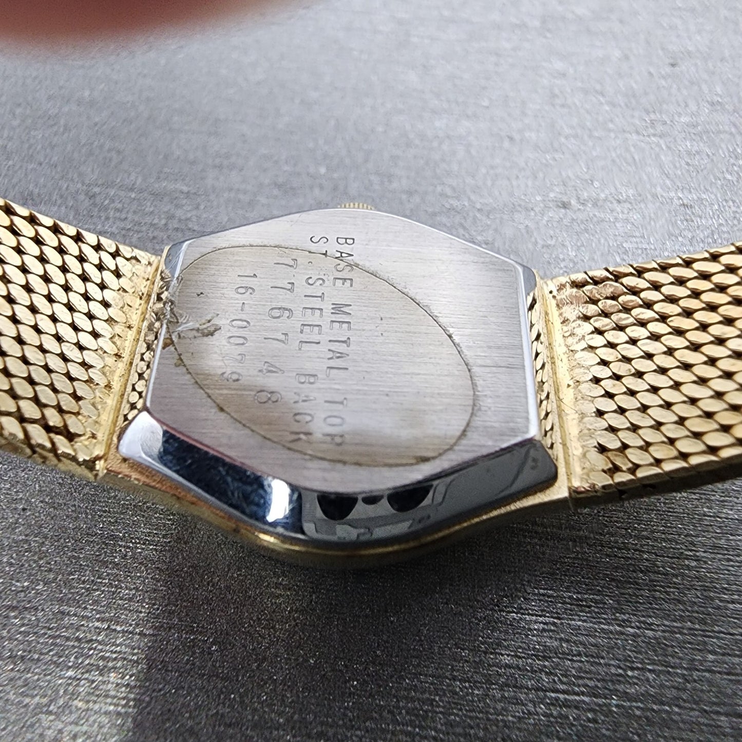 Seiko Watch Women 19mm Cream Dial Gold Tone Round 160079 New Battery VTG9