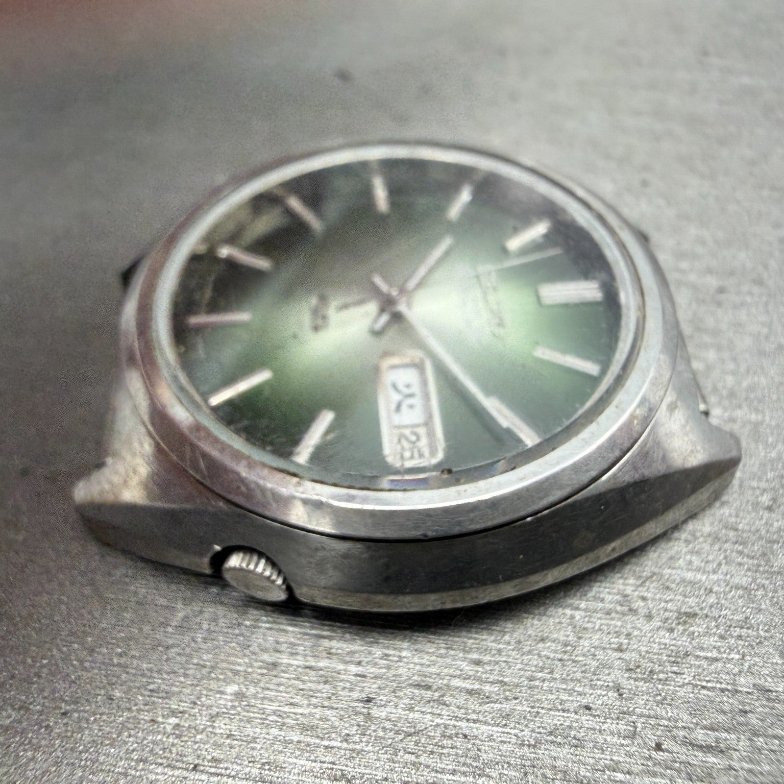 Seiko 5 Actus SS Watch Men 38mm Green Dial Silver Tone Daydate 5126-6010 PARTS6