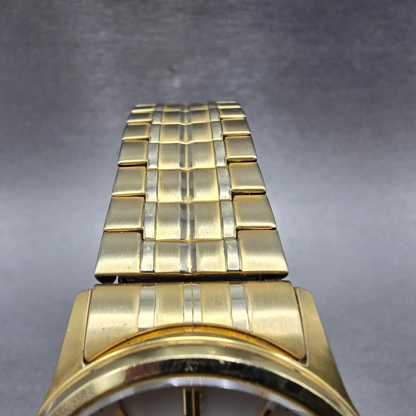 Citizen Eco-Drive Watch Men 36mm White Dial Gold Tone Daydate E101-S058023 RunsK4