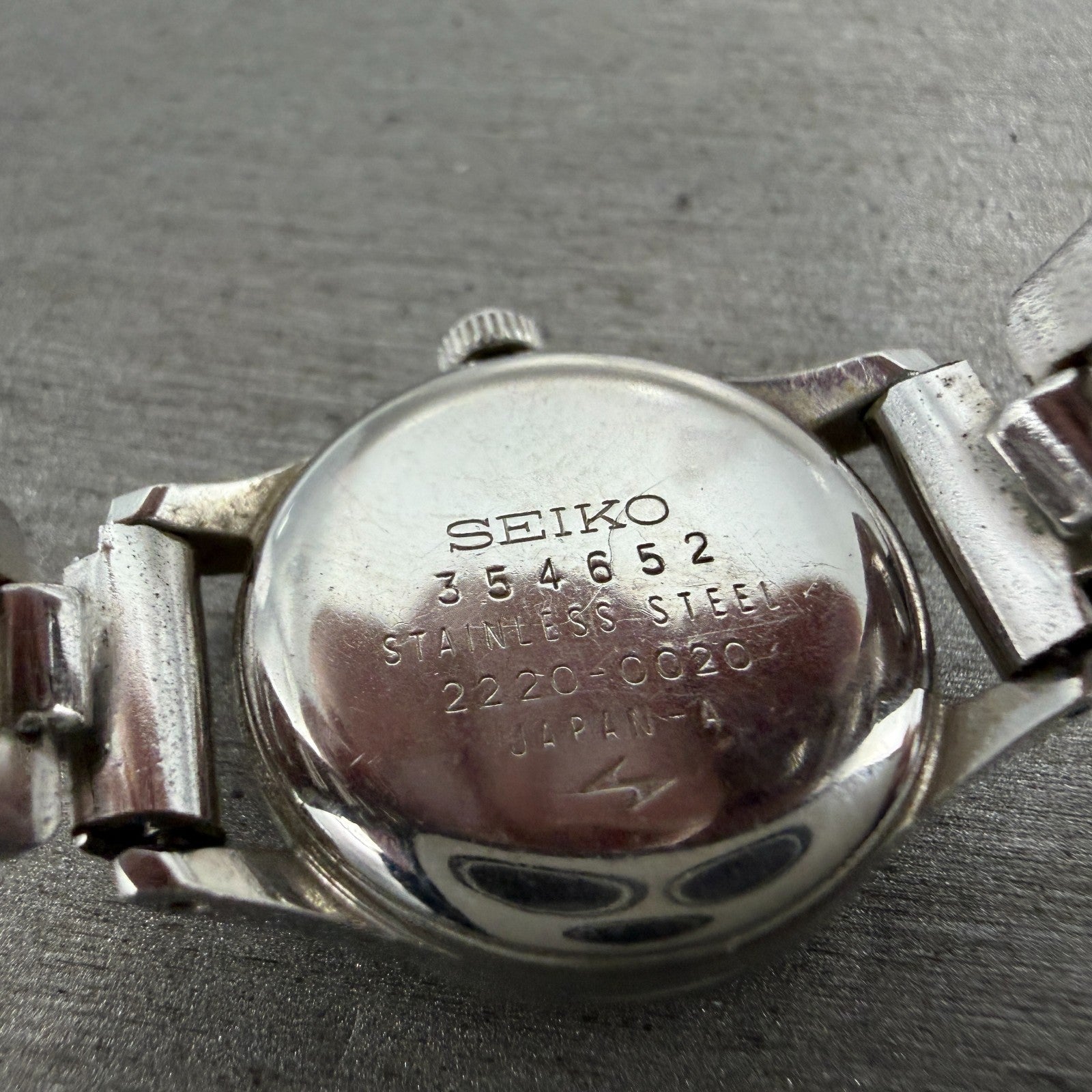 Seiko Watch Women 21mm Silver Dial Silver Tone Round 2220-0020 Manual Runs MFT9