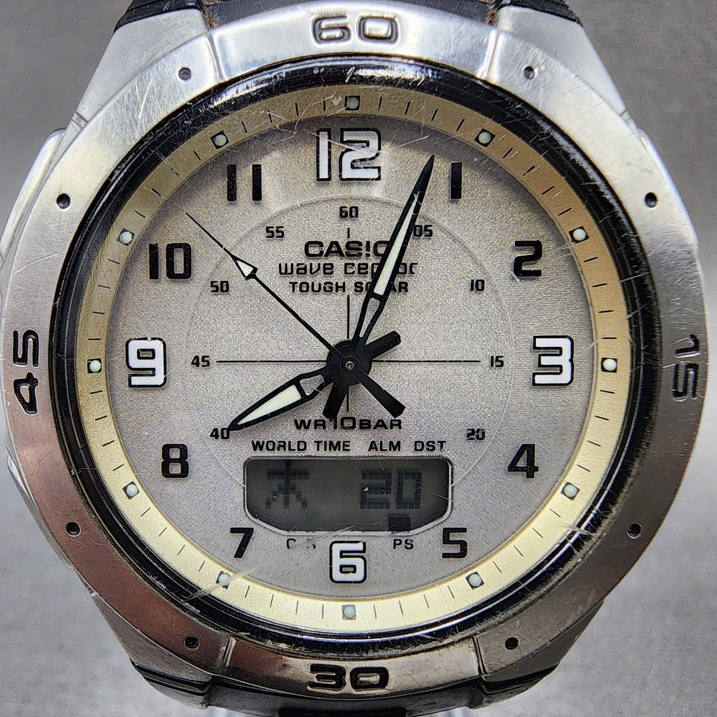 Casio Wave Ceptor Watch Men 42mm Silver Dial Silver Tone Analog Digital Solar B11