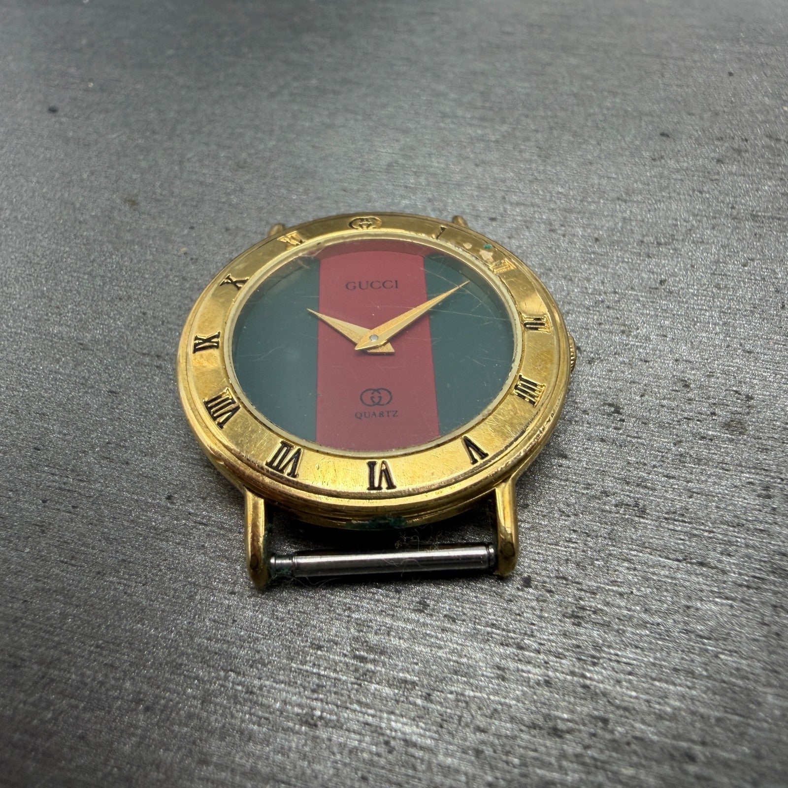 Gucci 3000L Watch Women 26mm Red Green Dial Gold Plated Round Leather New BattA52