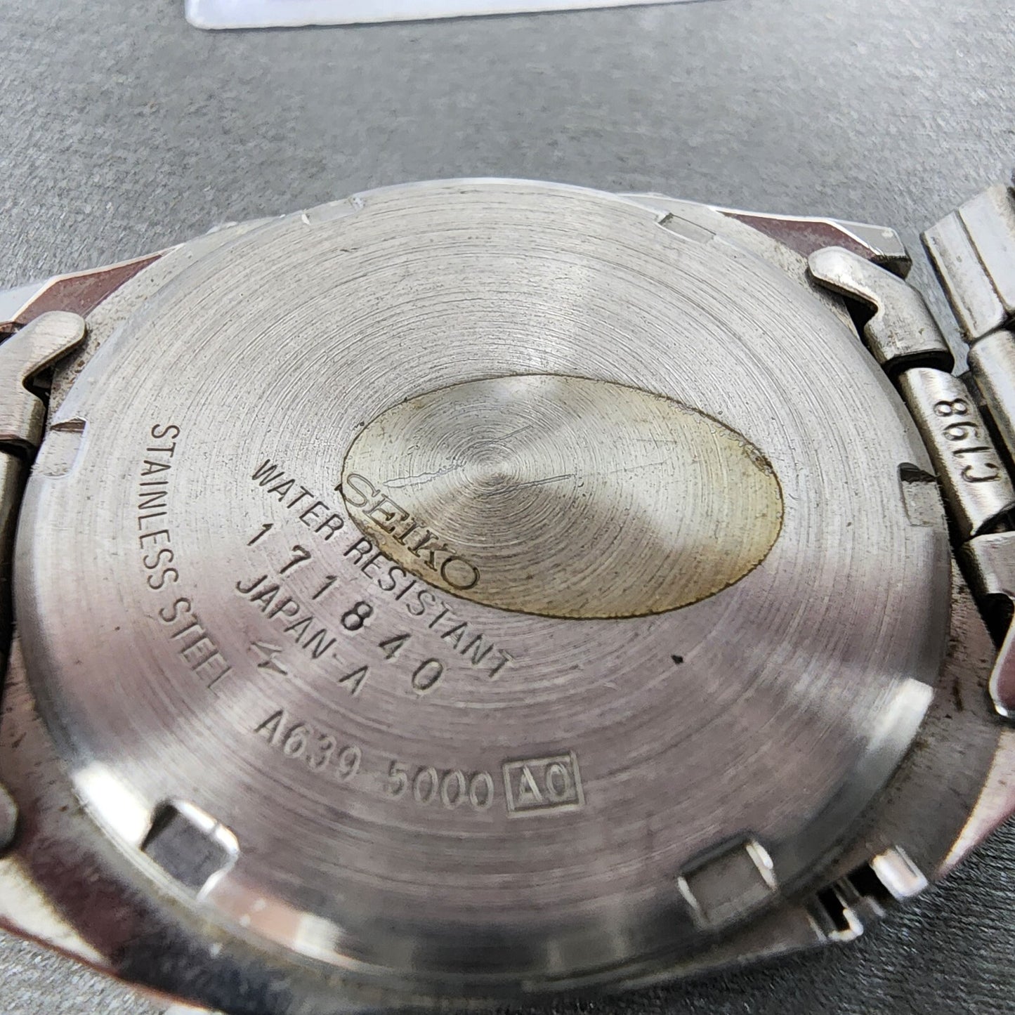 Seiko Digital Watch Men 33mm Stainless Steel Daydate Octagon A6395000 New Batt9