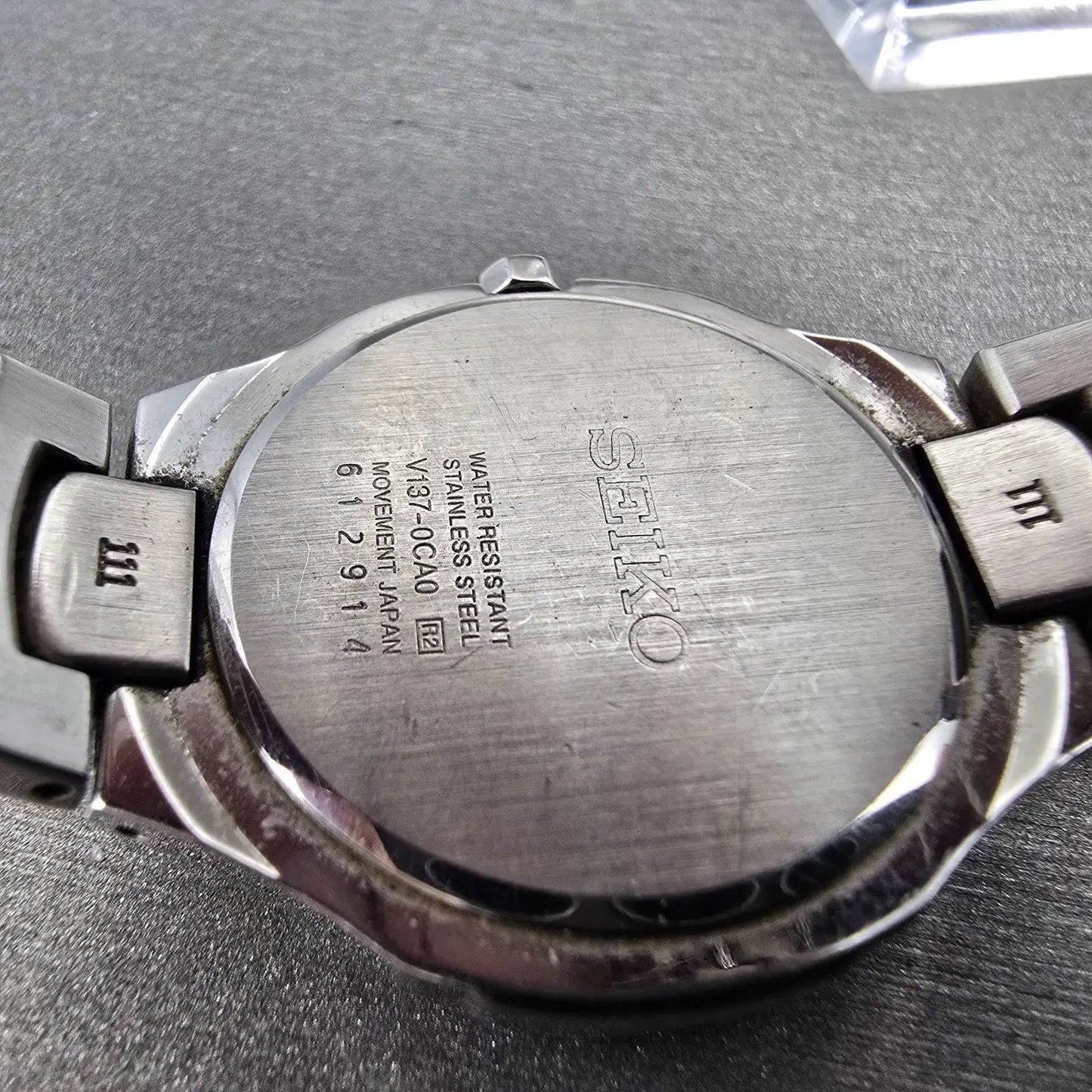 Seiko Solar Watch Women 31mm MOP Dial Two Tone Date Round V137-0CA0 Runs8