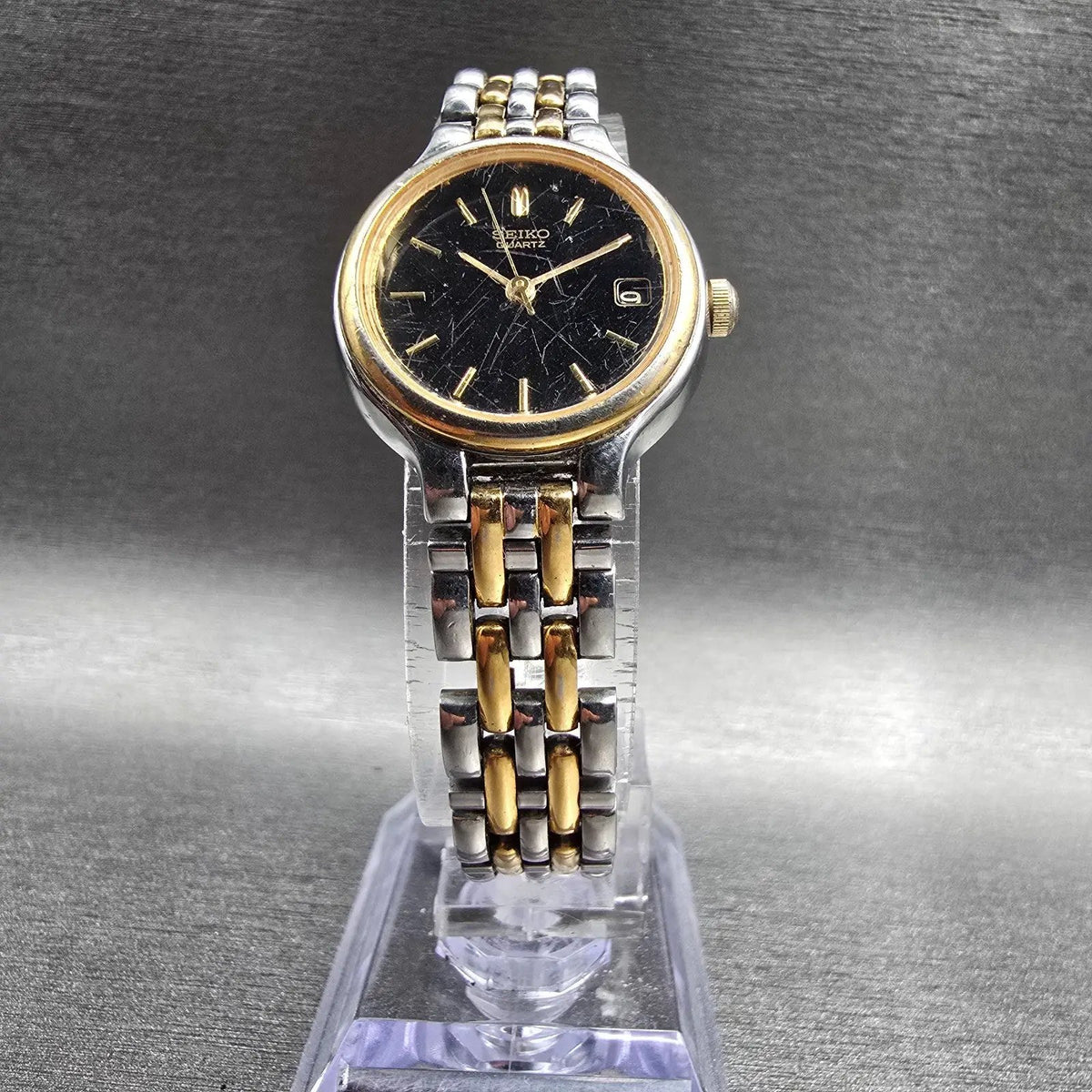 Seiko Watch Women 23mm Black Dial Two Tone Date Round 7N82-0228 New Battery JP15