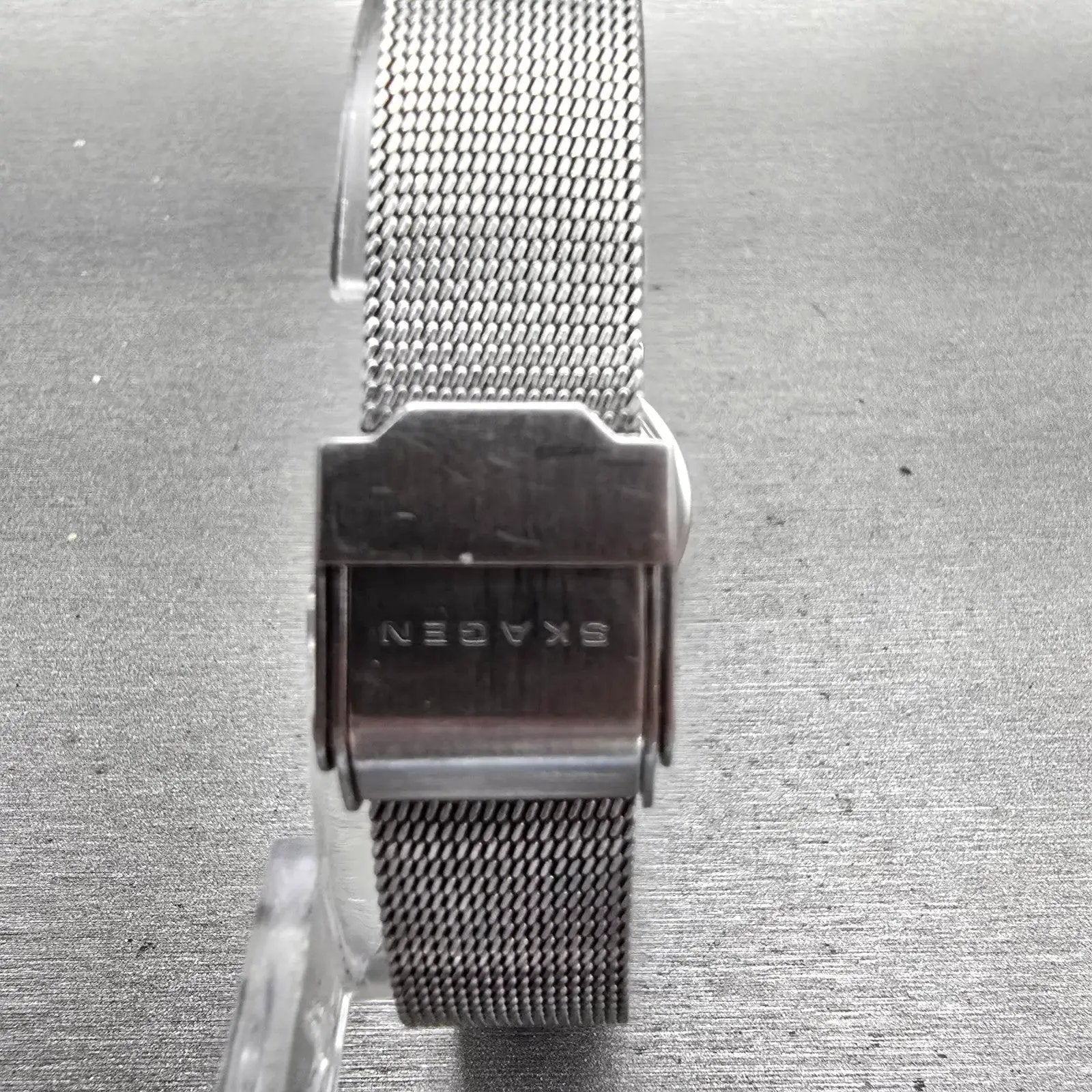 Skagen Steel Watch Women 25mm Silver Dial Silver Tone Round 107SGSC New Battery6