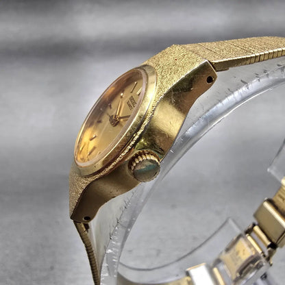 Seiko Watch Women 20mm Gold Dial Gold Tone Oval 8Y21-0020 New Battery Vintage2