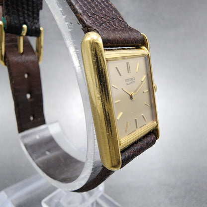 Seiko Tank Watch Women 18mm Gold Dial Gold Tone Rectangle 2C205019 New Battery3