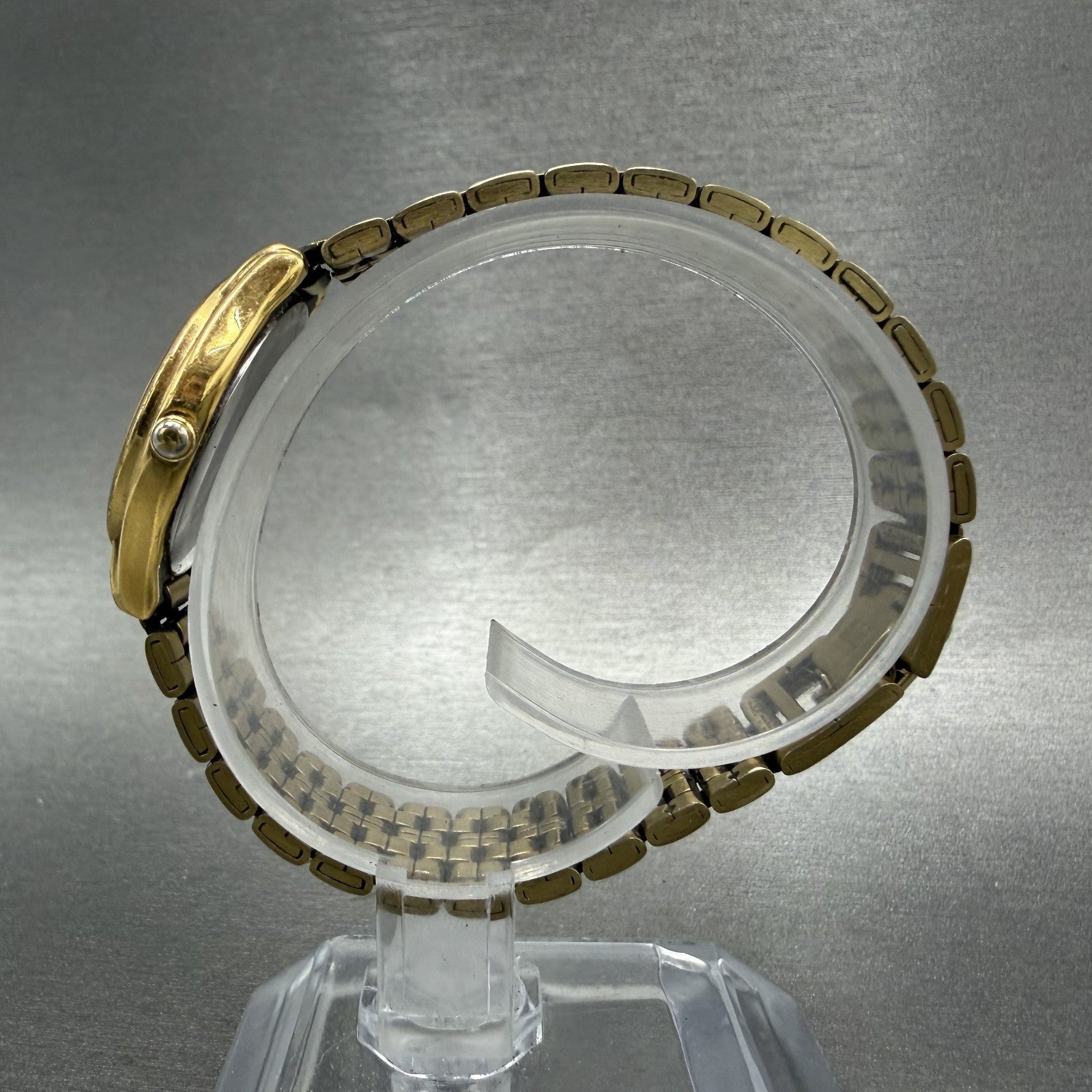 Seiko Watch Women 24mm Champagne Dial Gold Tone Round V7012K00 New Battery6