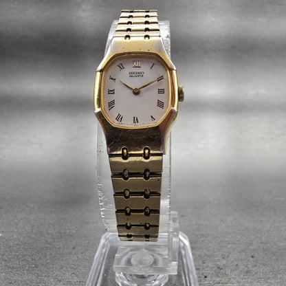 Seiko Watch Women 17mm White Dial Gold Tone Oval 2Y00-5509 New Battery Vintage5