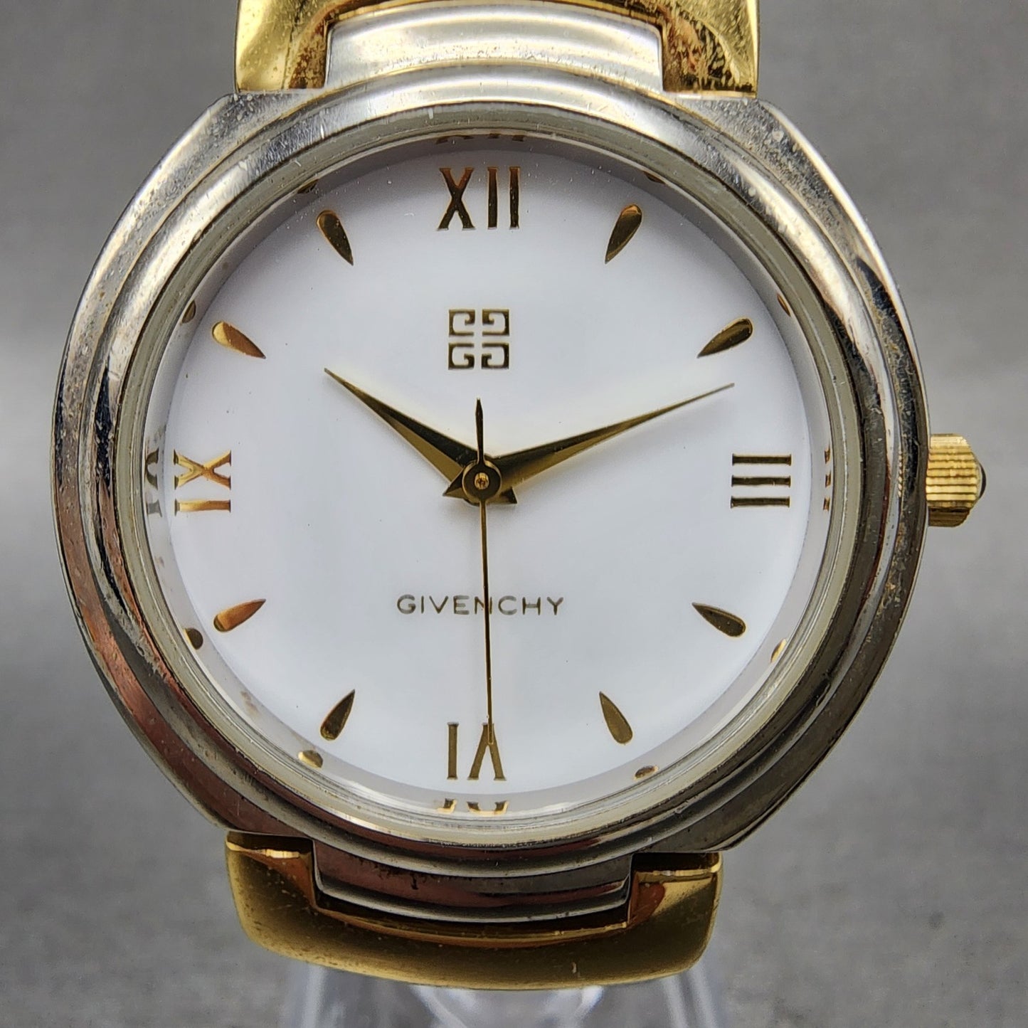 Givenchy Watch Women 33mm White Dial Two Tone Round New Battery1
