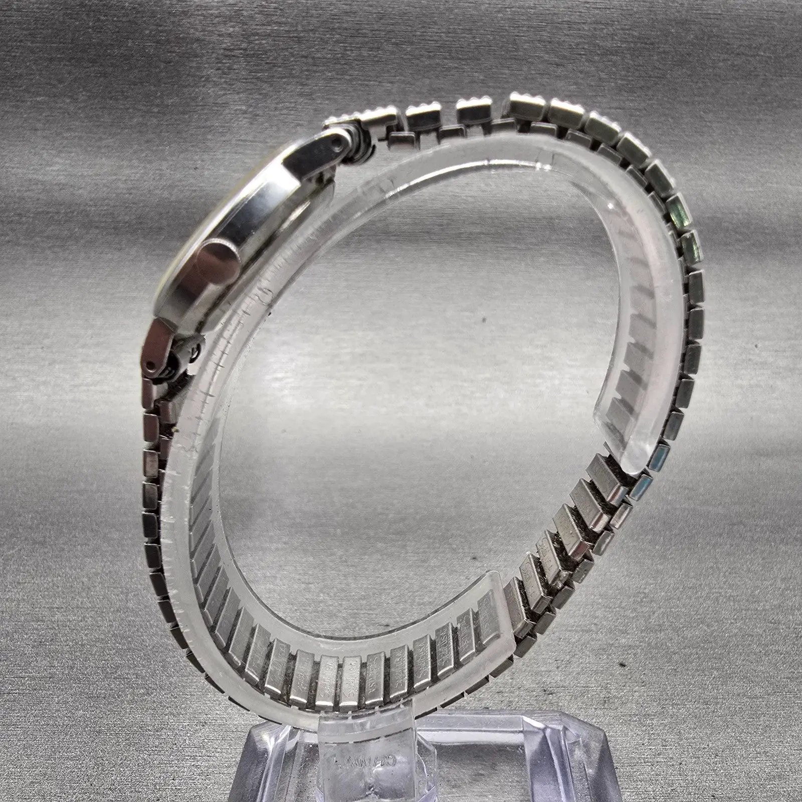 Seiko Watch Women 22mm Silver Dial Silver Tone Round 1400-0049 New Battery VTG6