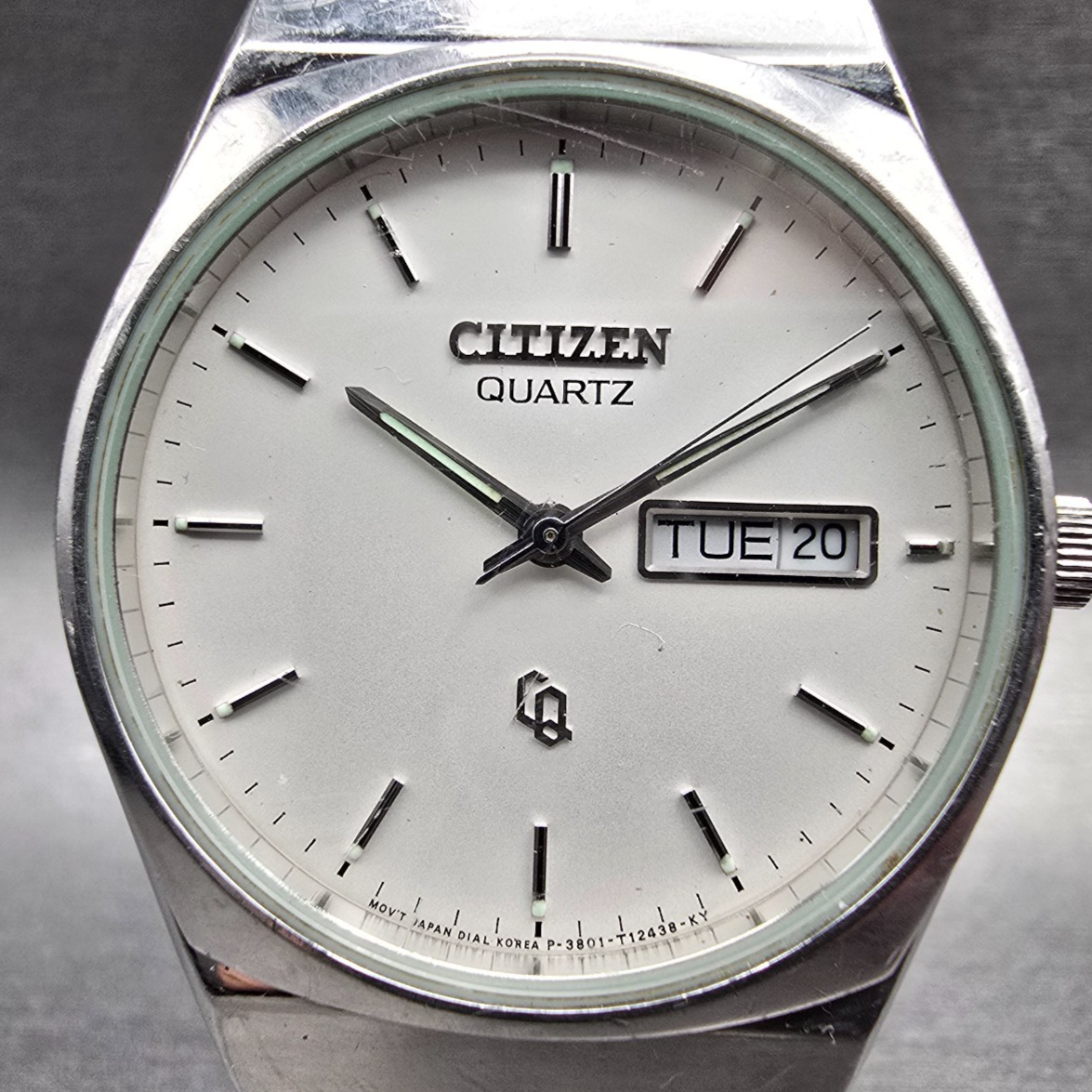 Citizen CQ Watch Men 34mm White Dial Silver Tone Daydate 3801-987918 New Battery1