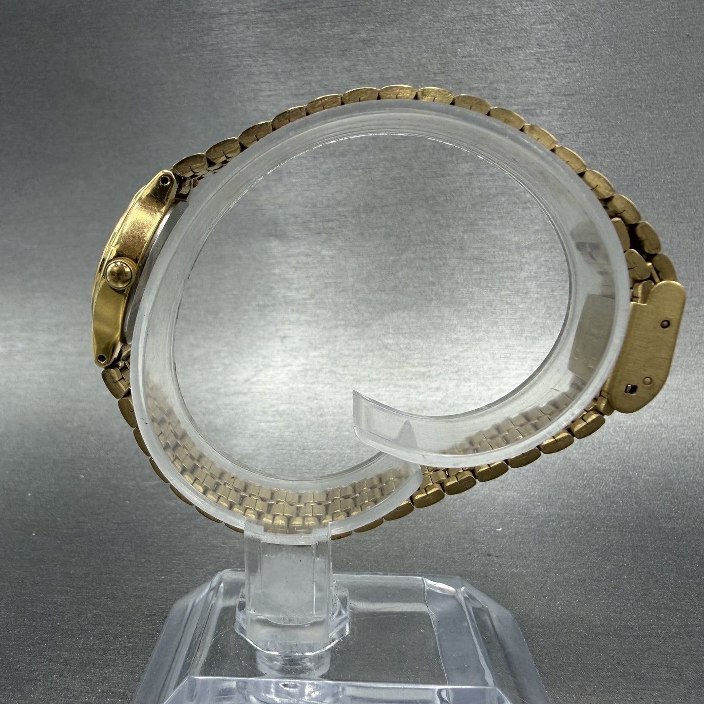 Seiko SX Watch Women 19mm Black Dial Gold Tone Round V4010091 New Battery6