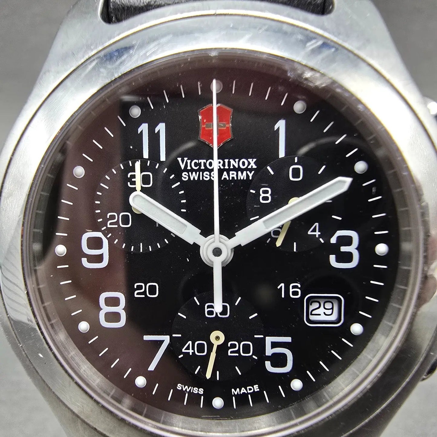 Victorinox Swiss Army Chronograph Watch Men 40mm Black Dial Steel READ!!! NewBat1
