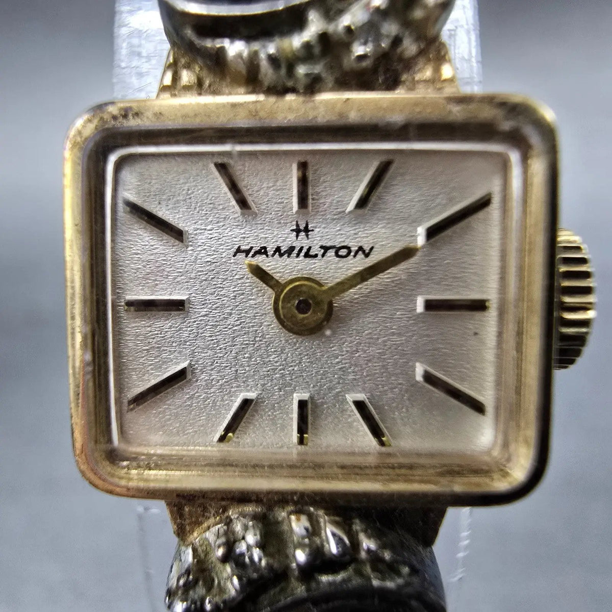 Hamilton Watch Women 15mm White Dial Gold Plated Diamonds Oval New Battery VTG1