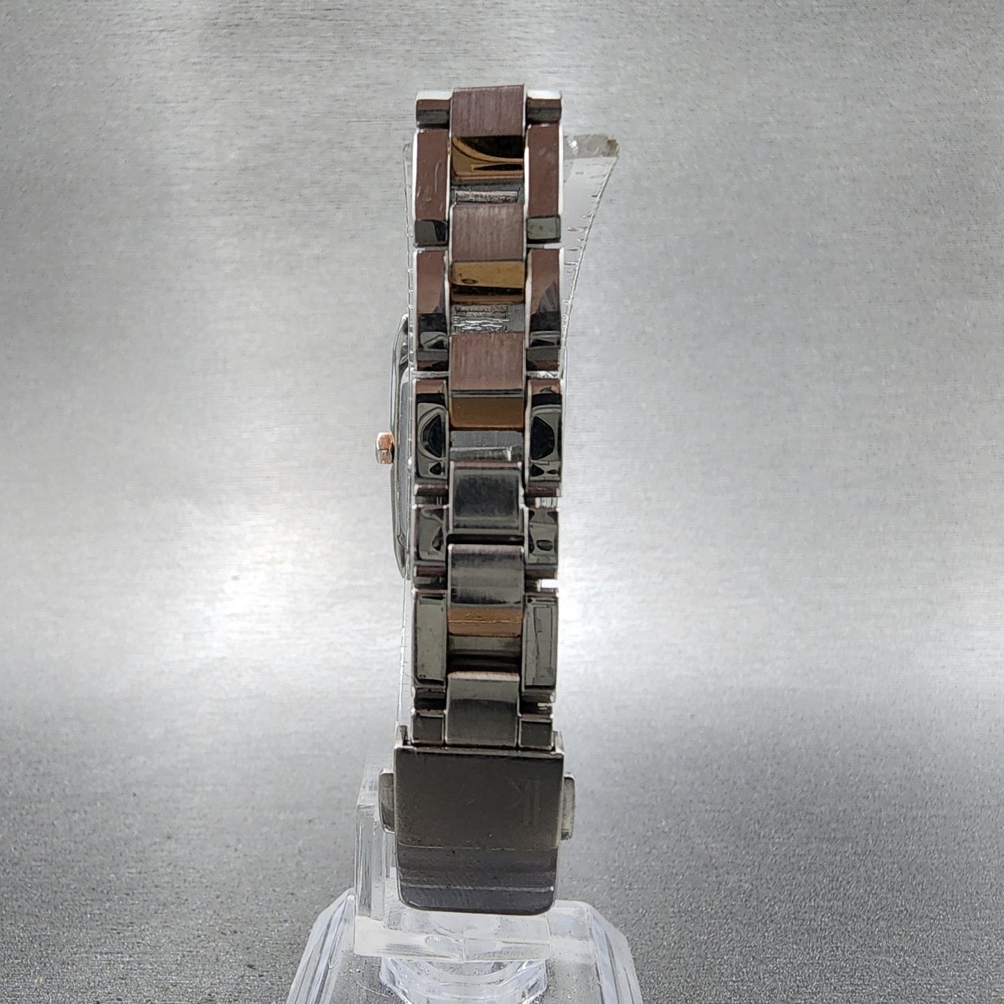 Seiko Solar Tank Watch Women 19mm White Dial Two Tone Rectangle Lukia V111 RunsA7