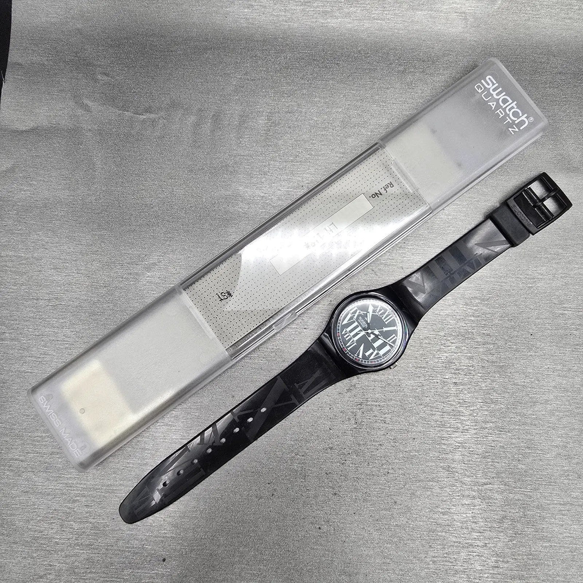 Swatch Gessetto Watch Men 34mm Black Dial Black Case GB155 New Battery NOS16