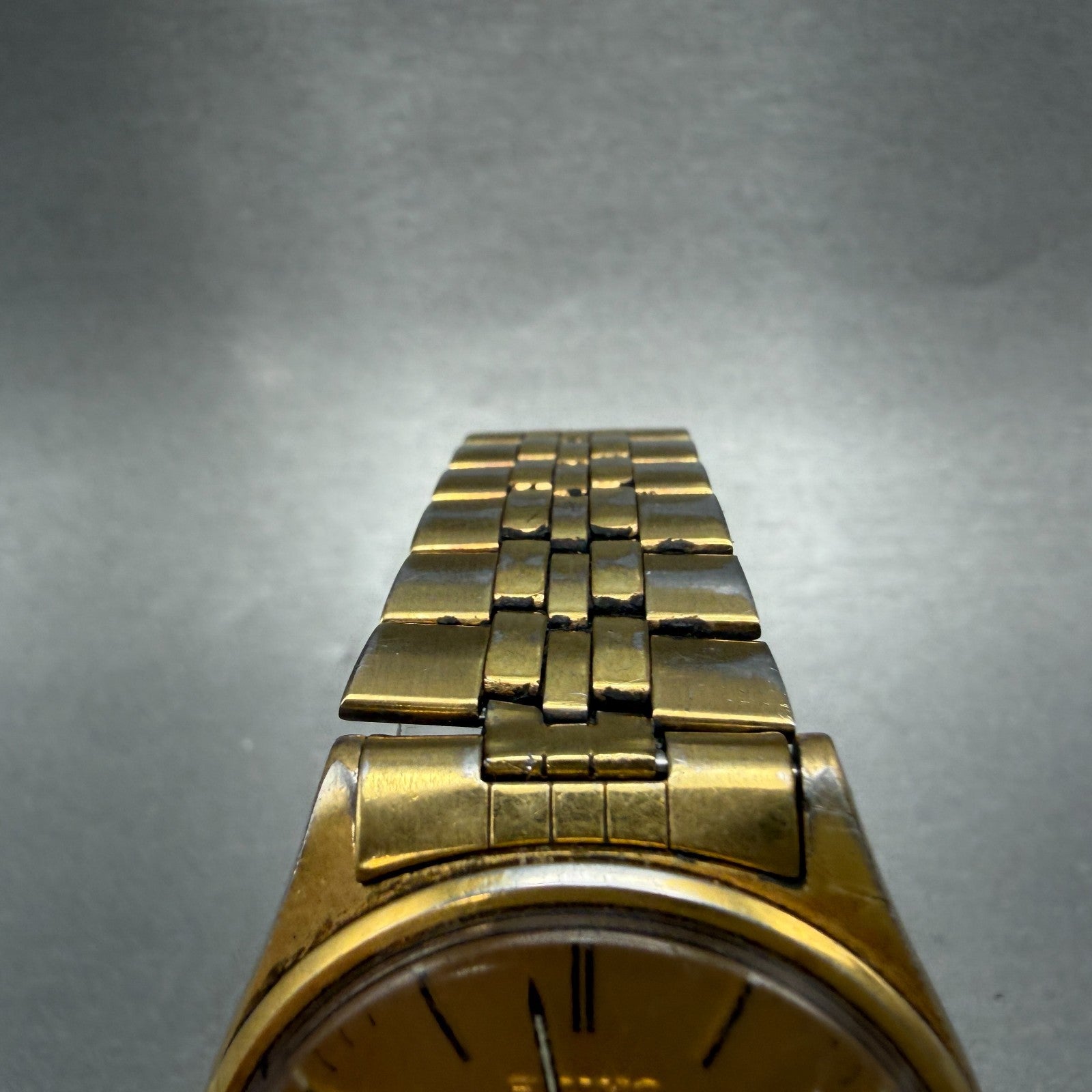 Seiko SQ Watch Men 35mm Gold Dial Gold Tone Daydate Round 5Y23-8040 PARTS VTG5