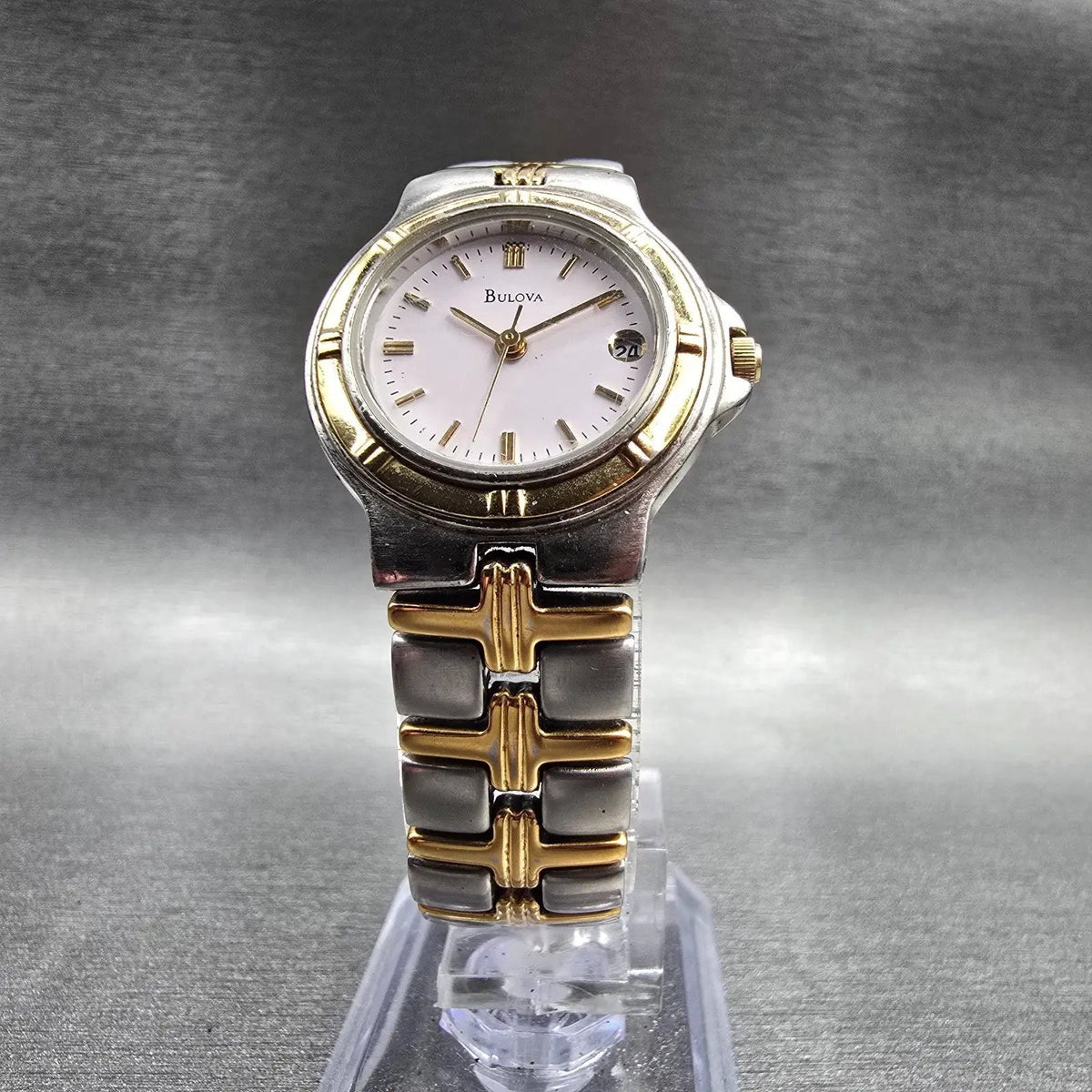Bulova Watch Women 25mm Pink Dial Two Tone Date Round New Battery VTG5