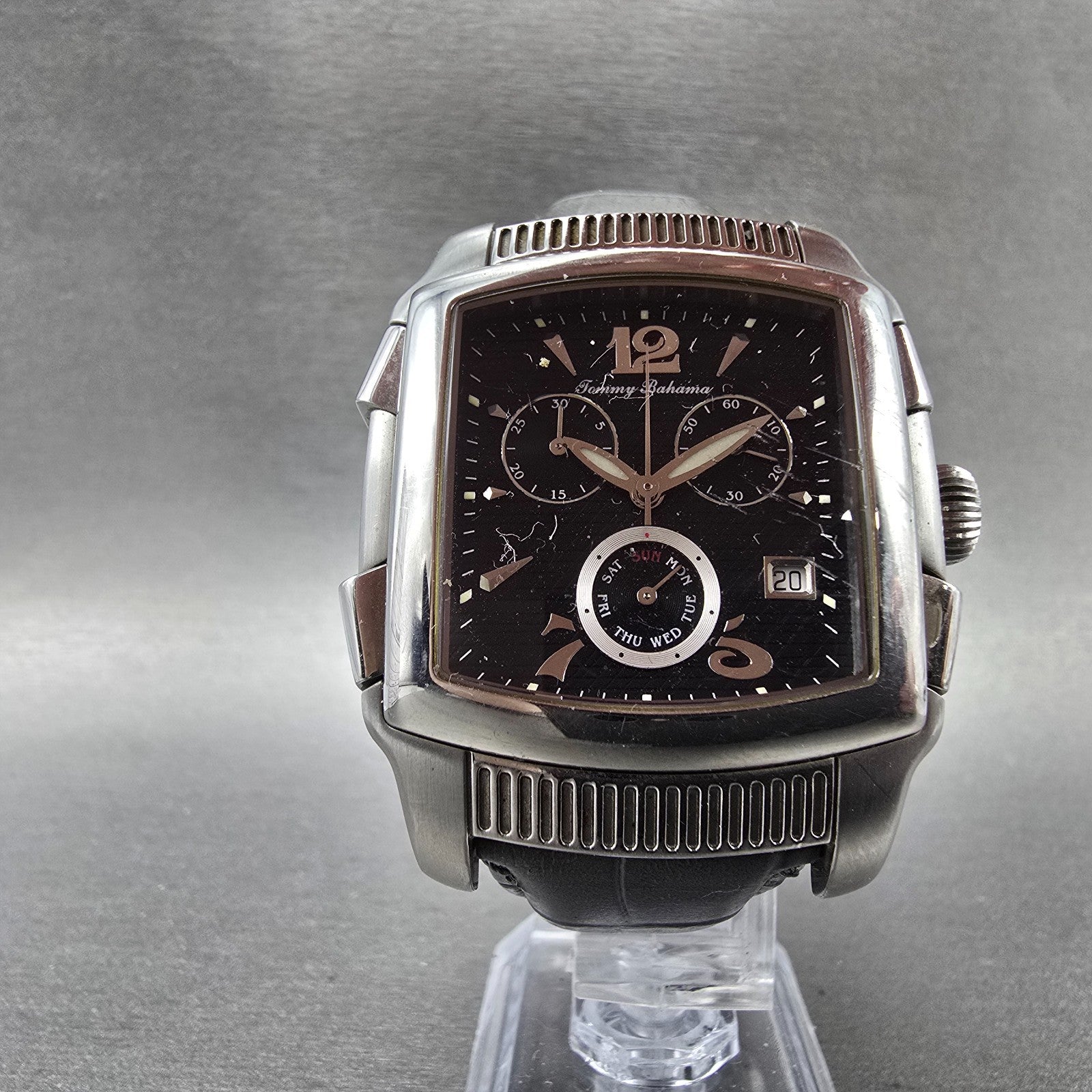Tommy Bahama Chronograph Watch Men 38mm Black Dial Steel Daydate TB1045 New Batt5