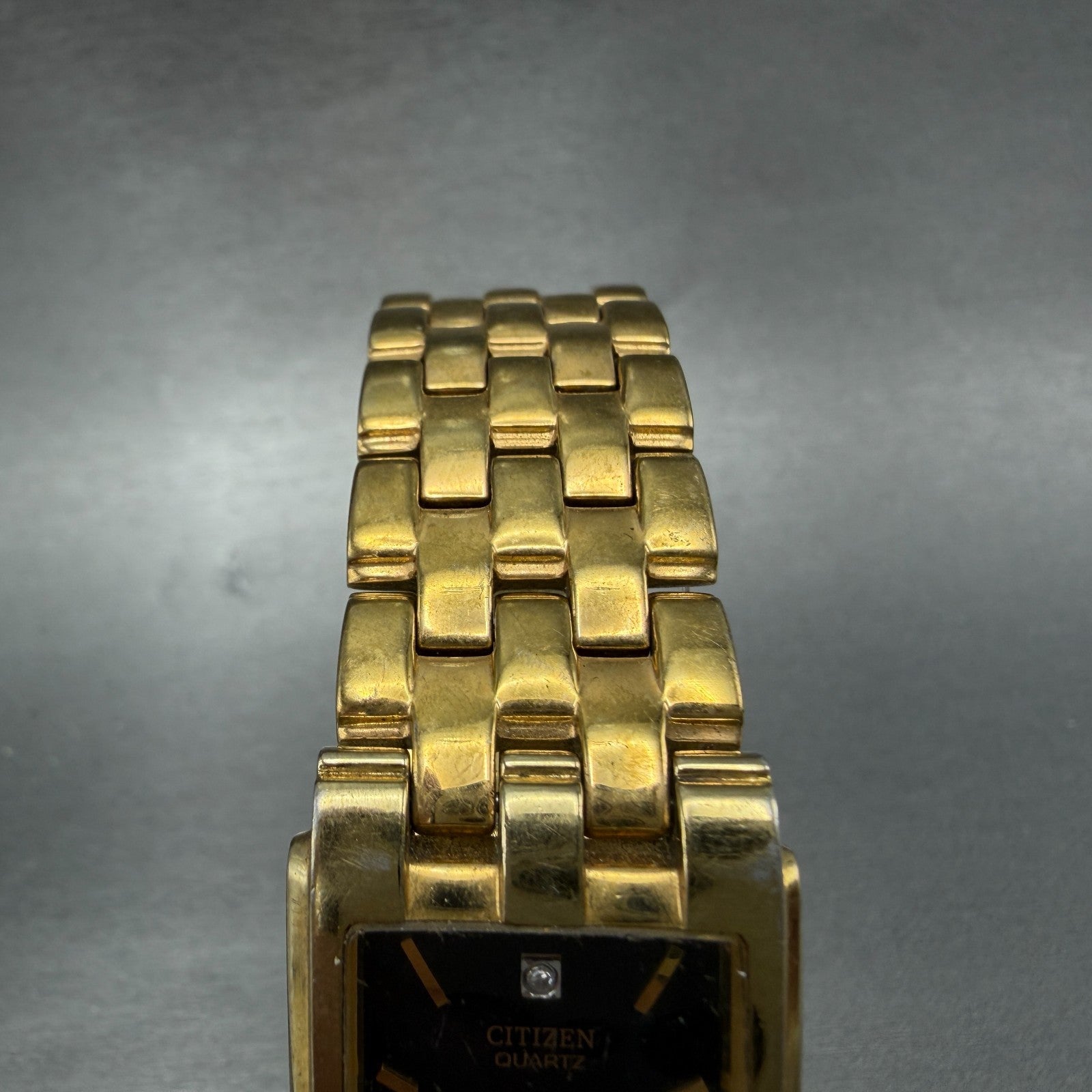 Citizen Tank Watch Men 24mm Black Dial Gold Tone 1022-K18078 New Battery 67HM4