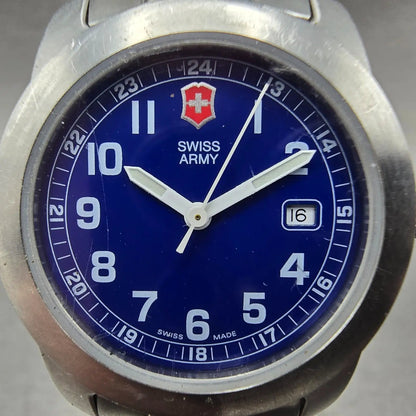 Victorinox Swiss Army Watch Women 30mm Blue Silver Tone Date Round PARTS2