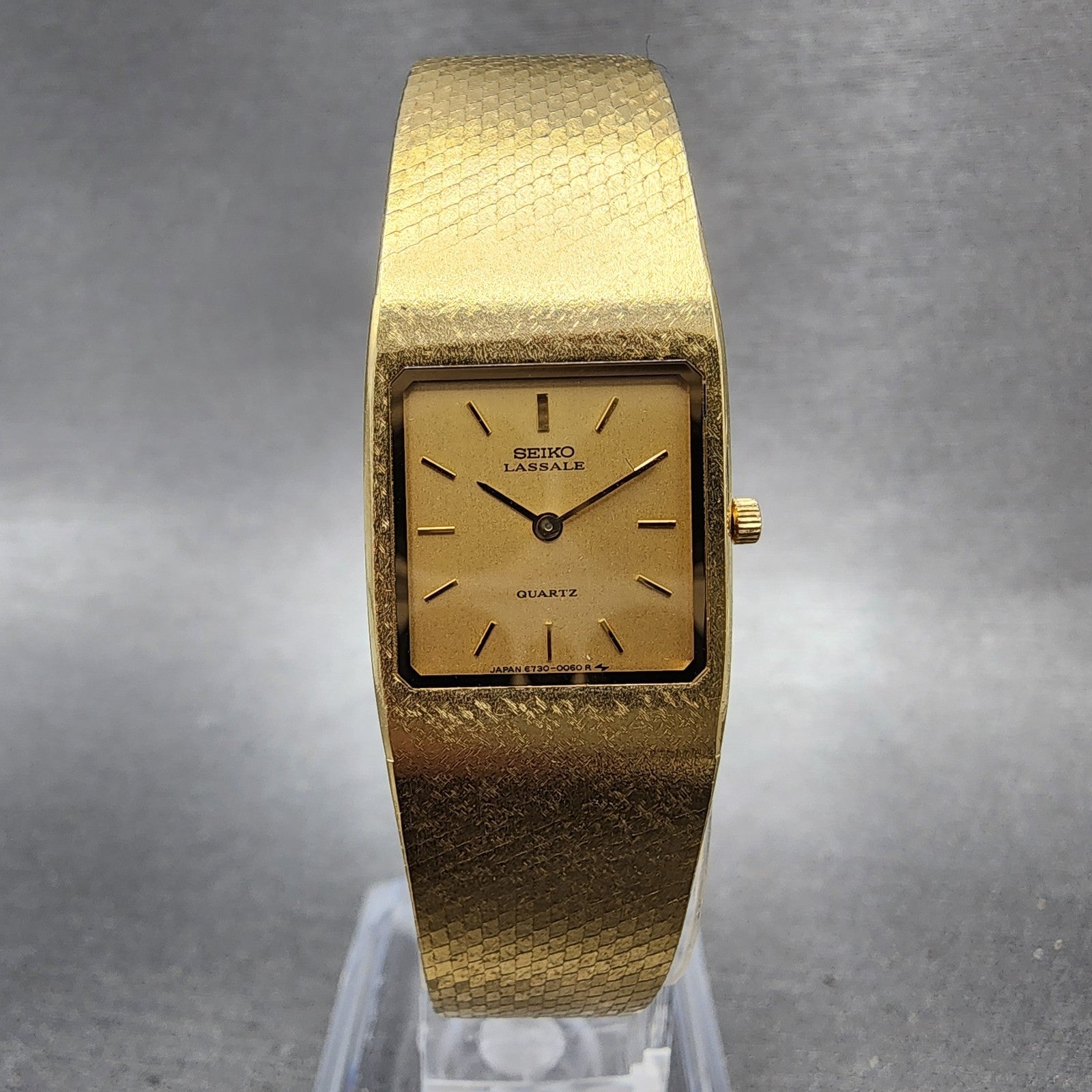 Seiko Lassale Tank Watch Women 17mm Champagne Dial Gold Tone 67305019 New Batt0