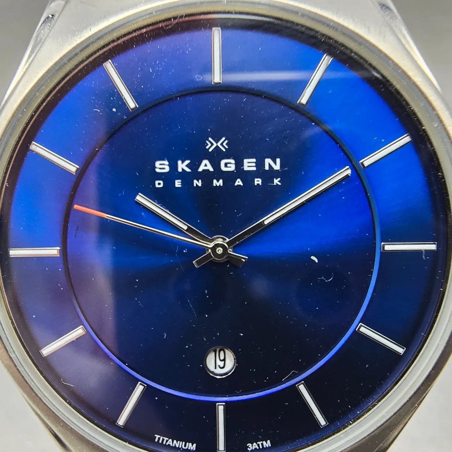 Skagen Watch Men 39mm Blue Dial Silver Tone Date Round 956XLTTM PARTS2