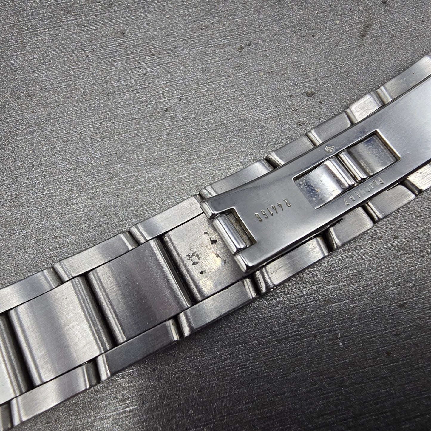 Movado Museum Bracelet 18mm Two Tone Stainless Steel Butterfly Clasp 85-G1-88512
