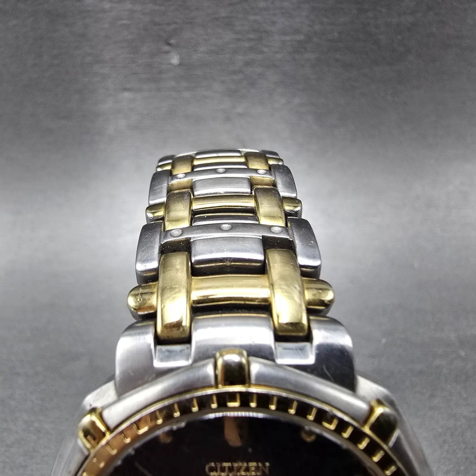 Citizen Eco-Drive Watch Men 37mm Black Dial Two Tone Daydate E101-S030528 Runs4