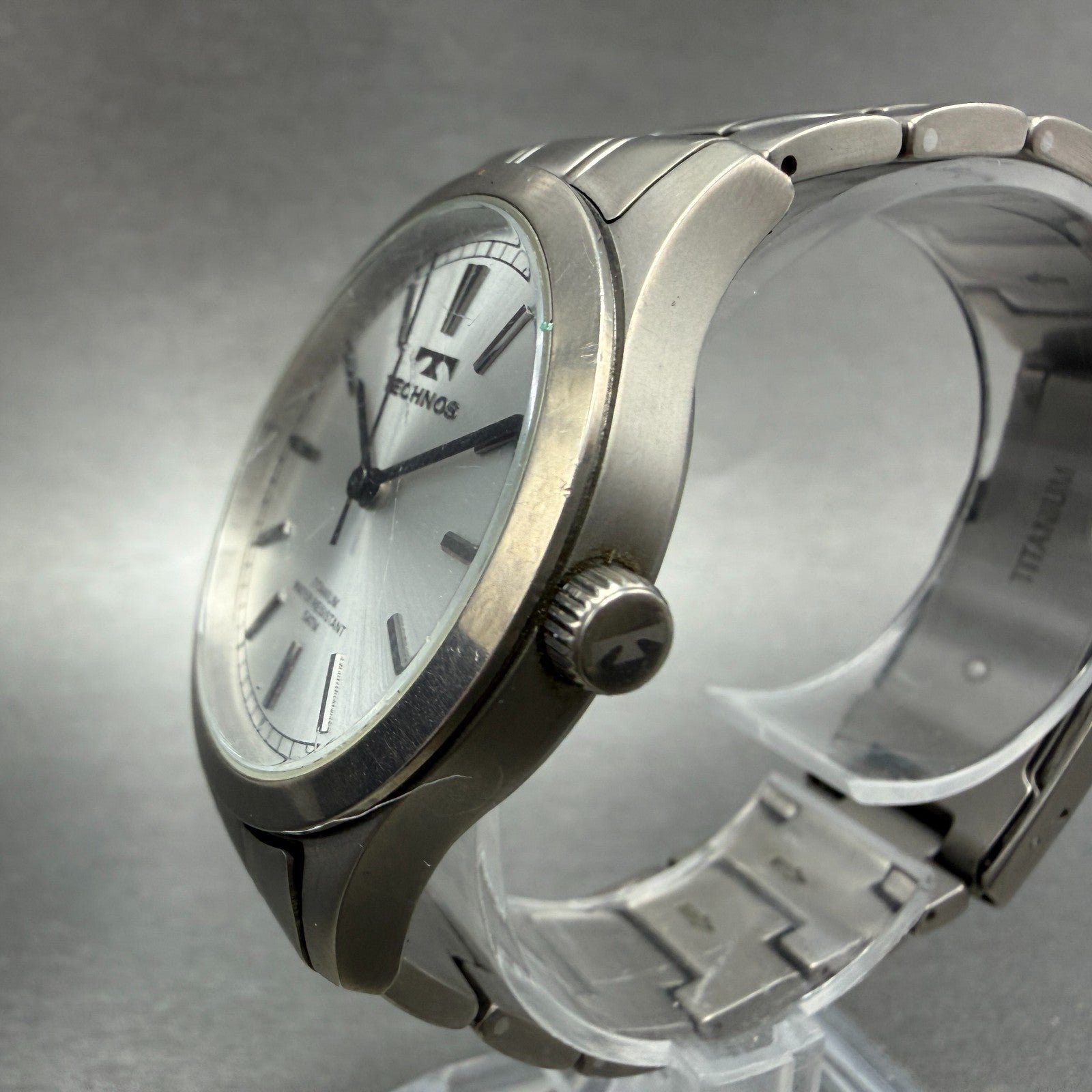 Technos Watch Men 37mm Silver Dial Titanium Round T-1079 New Battery W/box3