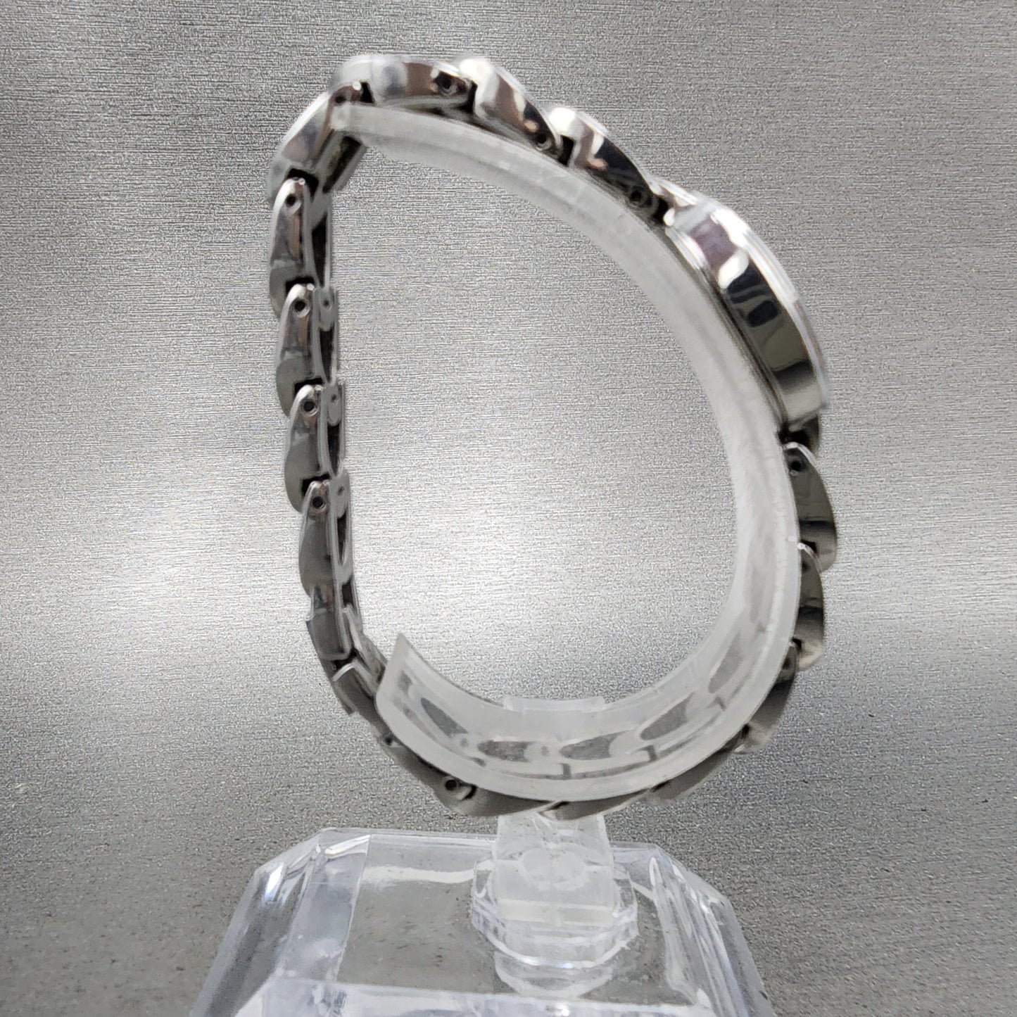 Seiko Watch Women 16mm Pink Dial Silver Tone Oval 1N000MG0 New Battery8