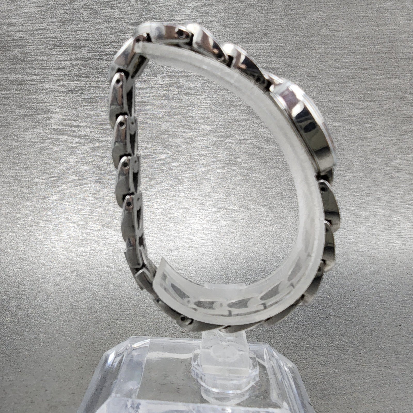 Seiko Watch Women 16mm Pink Dial Silver Tone Oval 1N000MG0 New Battery8