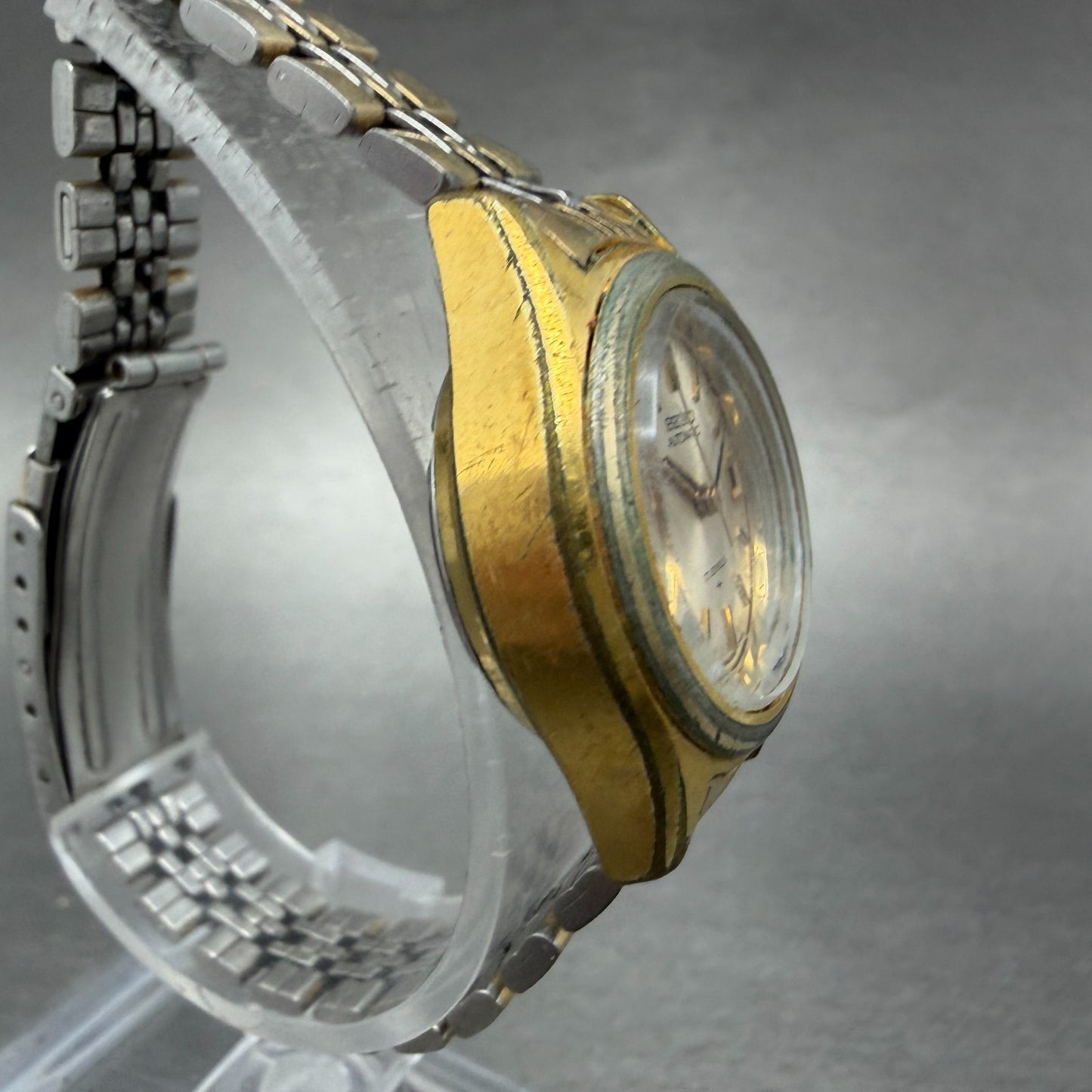 Seiko Automatic Watch Women 25mm Champagne Dial Gold Tone Date 2205-0691 PARTS4