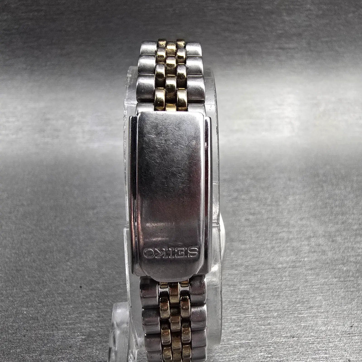 Seiko Watch Women 24mm Silver Dial Two Tone Daydate Round 7N83-0041 New Batt JP57