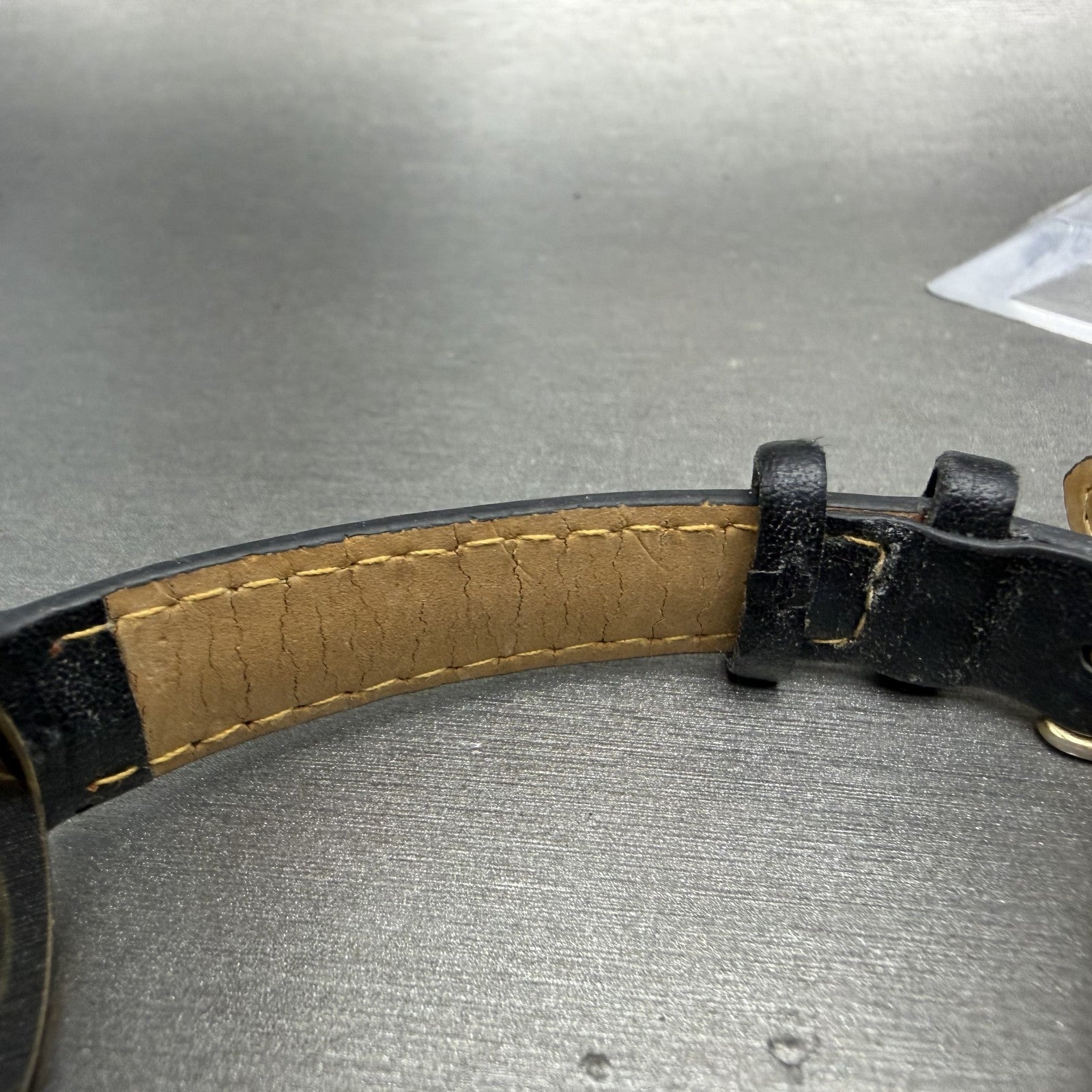 Gucci 2000L Watch Women 22mm Black Dial Gold Plated Round New Battery VTG ABC11