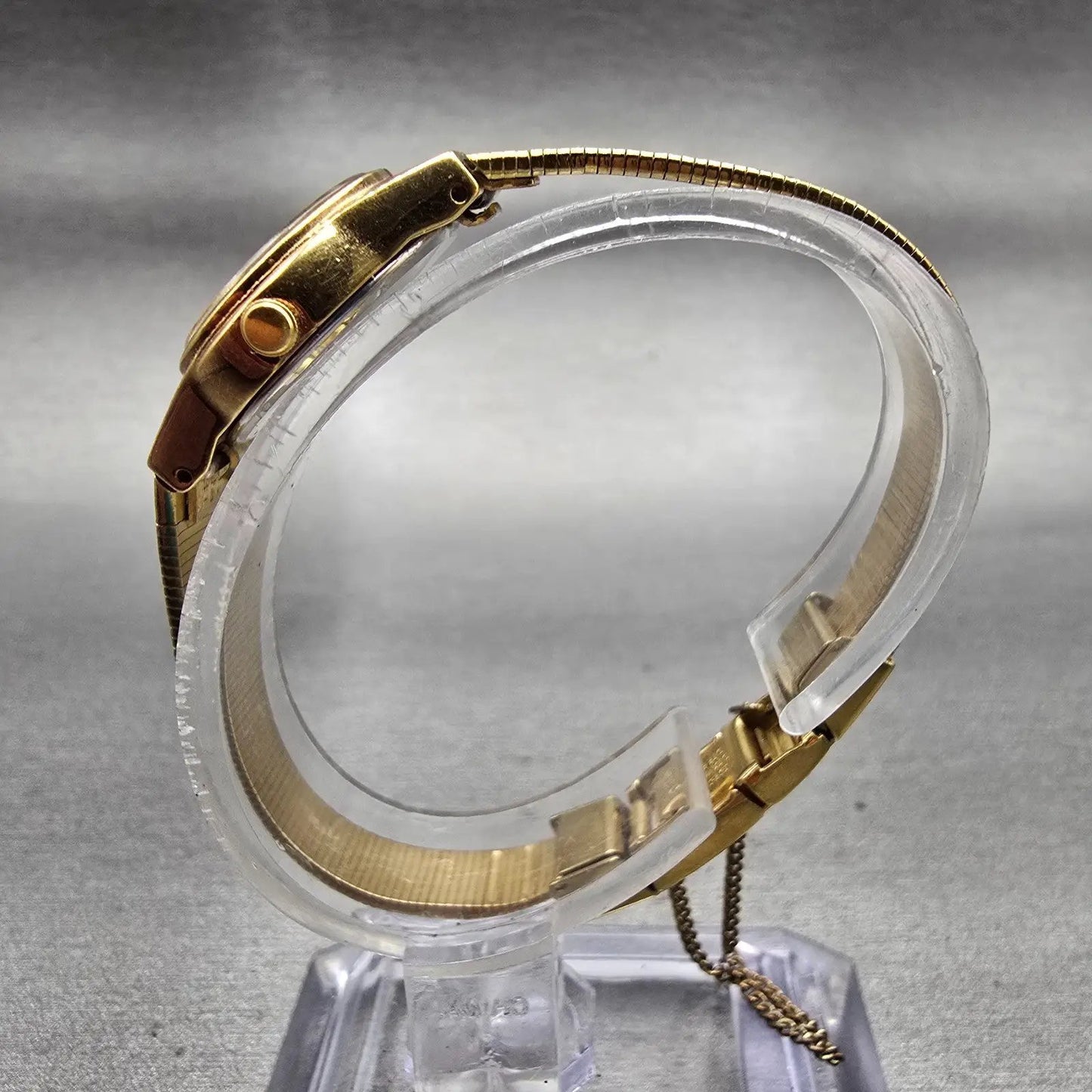 Seiko Watch Women 19mm Cream Dial Gold Tone Round V401-1819 New Battery Vintage6