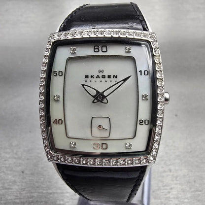 Skagen Watch Women 27mm MOP Dial Silver Tone Crystals 384SSLBW8A New Battery0