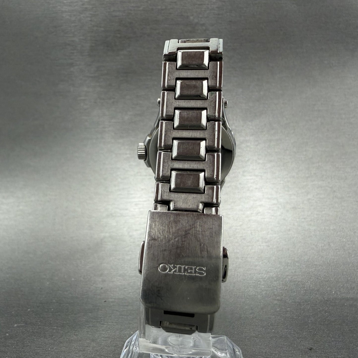 Seiko Premier Watch Women 27mm MOP Dial Silver Tone Date 7N82-0DA0 New Battery7